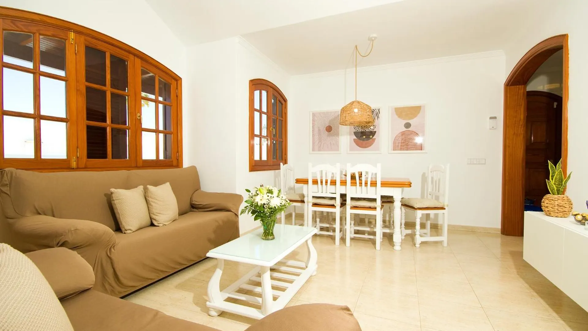 Villa El Golfo - By Az Rentals Puerto del Carmen
